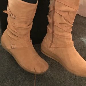 Gorgeous Tan Suede Boots Leather Size 10 was